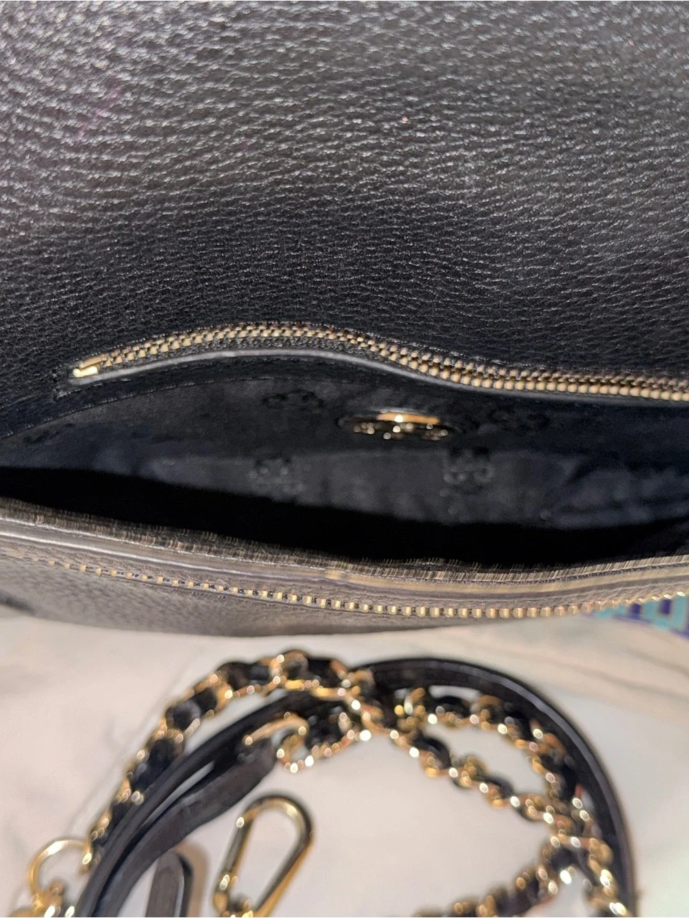 Tory Burch Black Pebbled Leather crossbody with Gold Logo